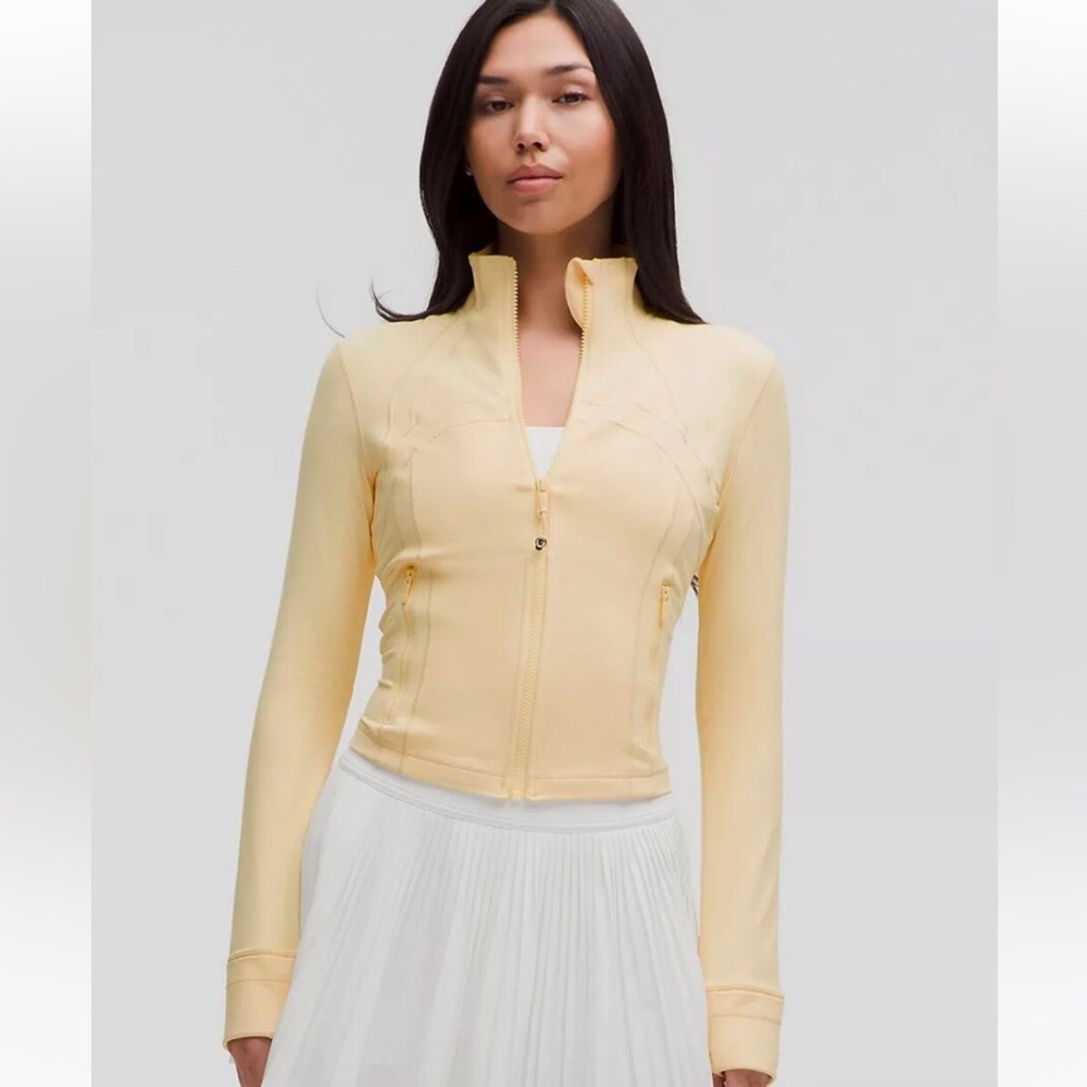 Lululemon Butter Cream Cropped Define Jacket Size 10
